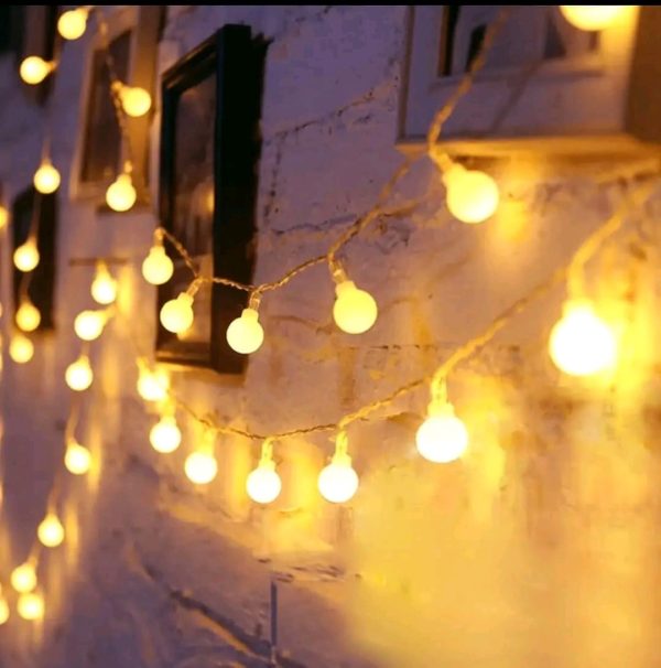 Snowball Fairy Lights - Image 3